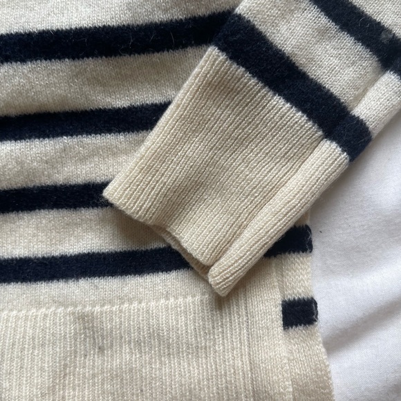 Vince striped sweater. - Picture 3 of 8